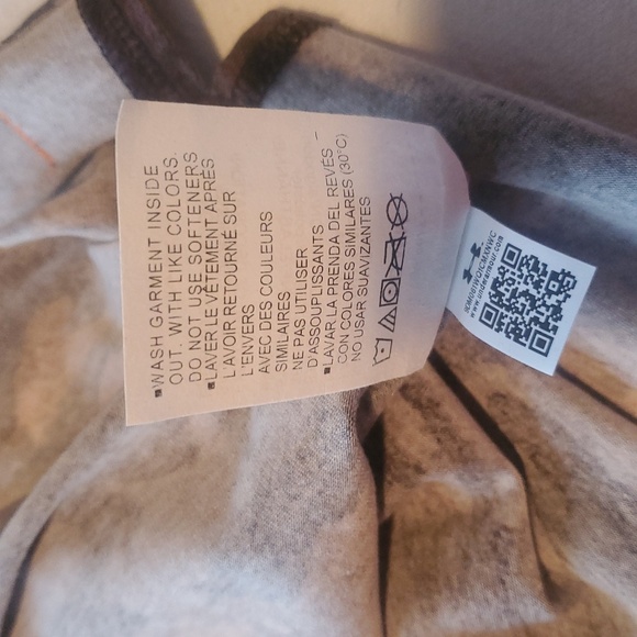 Under Armour Project Rock Vet Day Camo SS Sz. M TShirt NWT - Picture 9 of 16